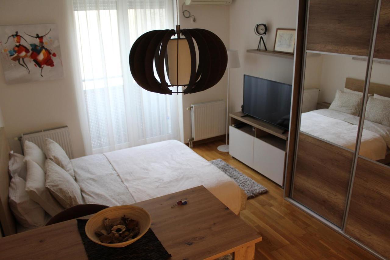Downtown Apartment Νόβι Σαντ Εξωτερικό φωτογραφία